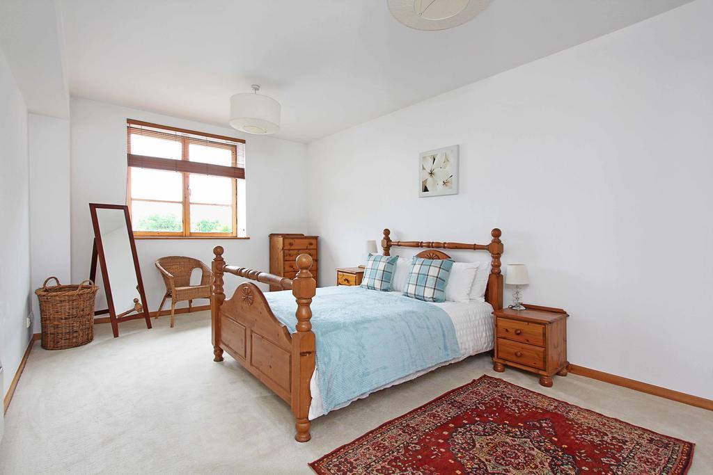 Leith - The Moorings Apartment Edinburgh